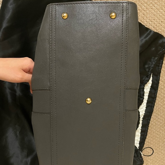 YSL Dark Gray Cabas Chyc Leather Handbag - Picture 14 of 16